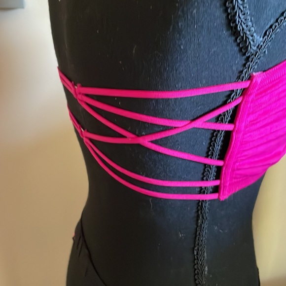 2 Bandeua’s - Picture 6 of 10